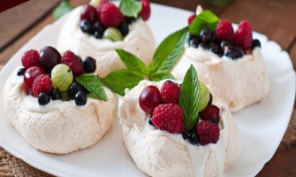 Mini Pavlova tortička bez cukru